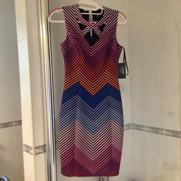 Dress - Picture 2 of 3